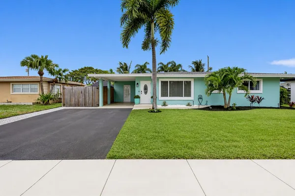$620,000 | 275 Southwest 14th Street, Pompano Beach, FL 33060