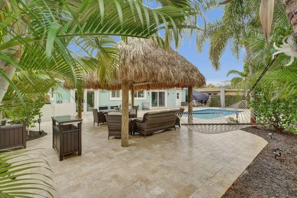 $620,000 | 275 Southwest 14th Street, Pompano Beach, FL 33060
