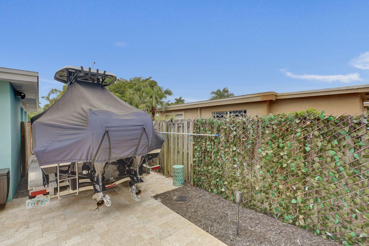 275 Southwest 14th Street Pompano Beach, FL 33060 - Photo 36 of 36 DSC01512