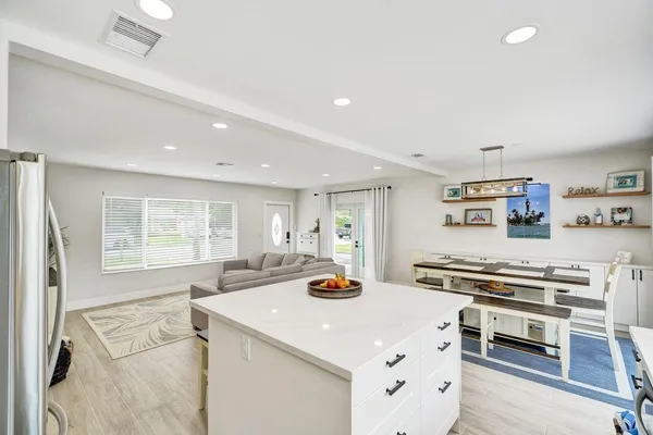 $620,000 | 275 Southwest 14th Street, Pompano Beach, FL 33060