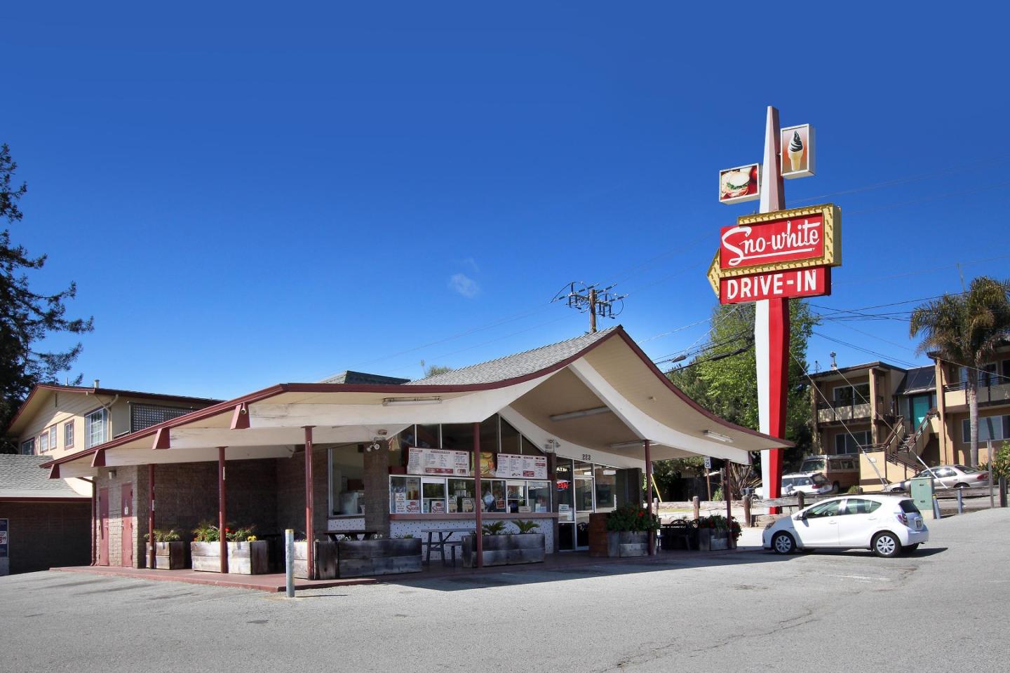 107 Beachgate Way Aptos, CA 95003 - Photo 40 of 95 a view of street with parked cars