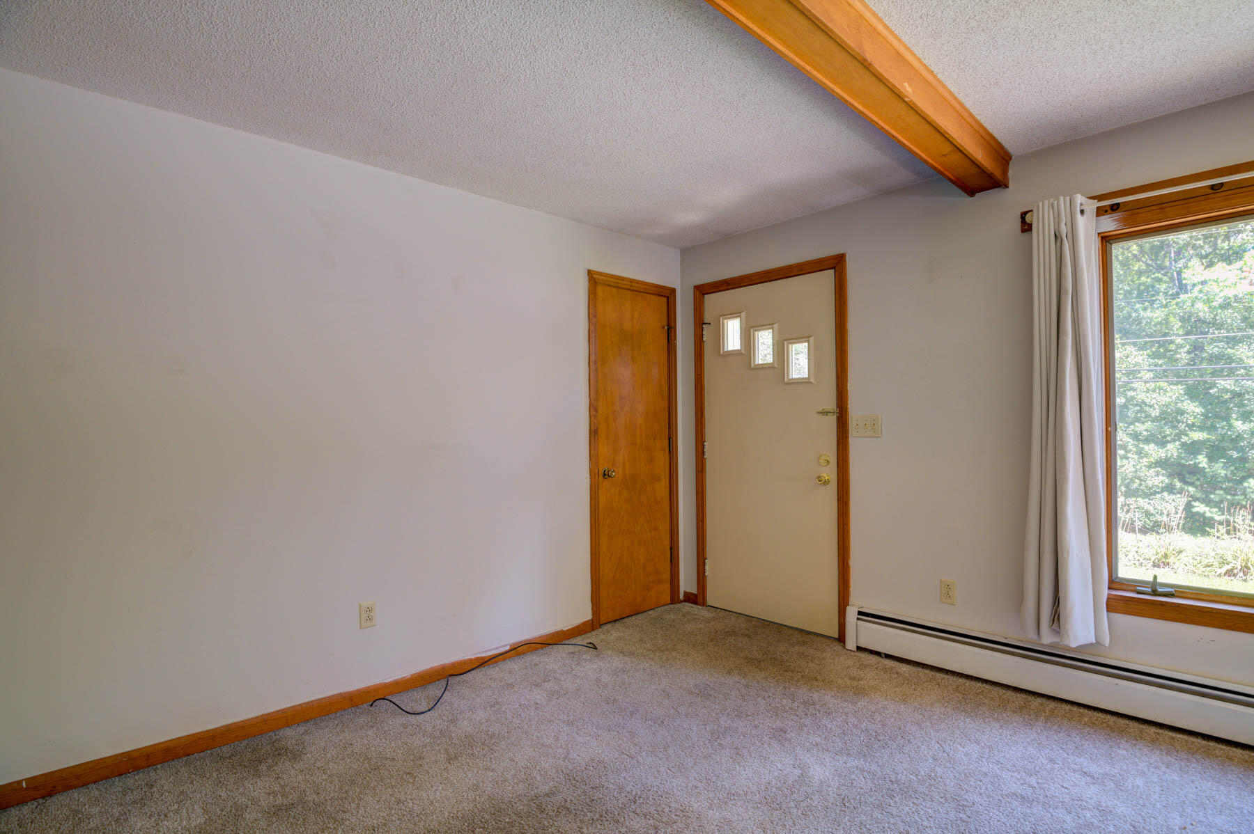 56 Meadow Road Raymond, ME 04071 - Photo 4 of 47 pic-6