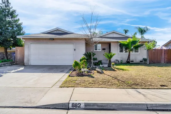 $355,000 | 882 West National Avenue, Clovis, CA 93612