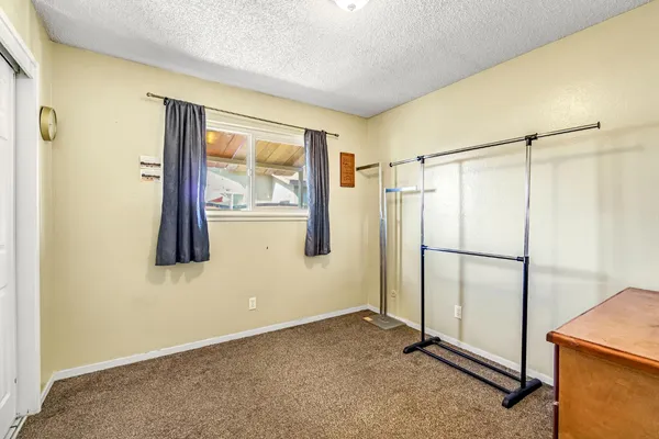 $355,000 | 882 West National Avenue, Clovis, CA 93612