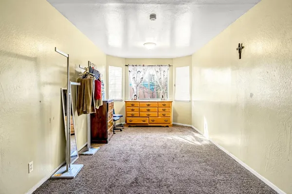 $355,000 | 882 West National Avenue, Clovis, CA 93612