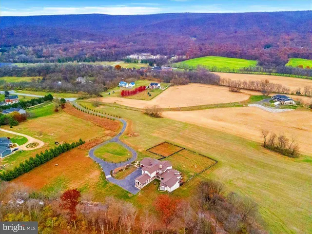 a view of an outdoor space and lakeside