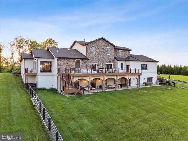 $2,995,000 | 10110 Easterday Court, Hagerstown, MD 21742
