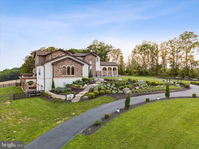 $2,995,000 | 10110 Easterday Court, Hagerstown, MD 21742