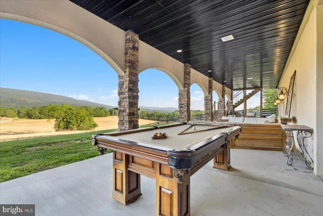 $2,995,000 | 10110 Easterday Court, Hagerstown, MD 21742