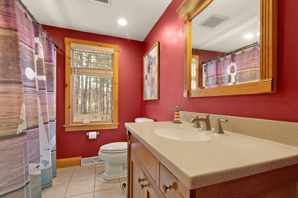 91 Dunstable Road Westford, MA 01886 - Photo 20 of 38 Gallery Image 20