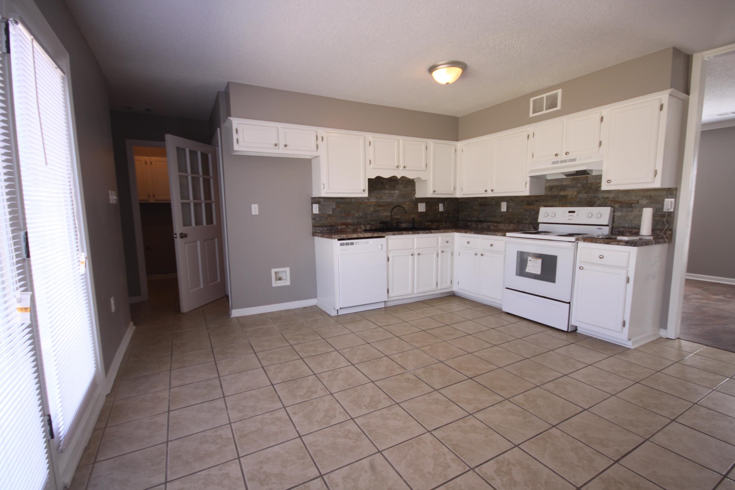 7250 North Old Farm Road Memphis, TN 38125 - Photo 6 of 15 Gallery Image 6