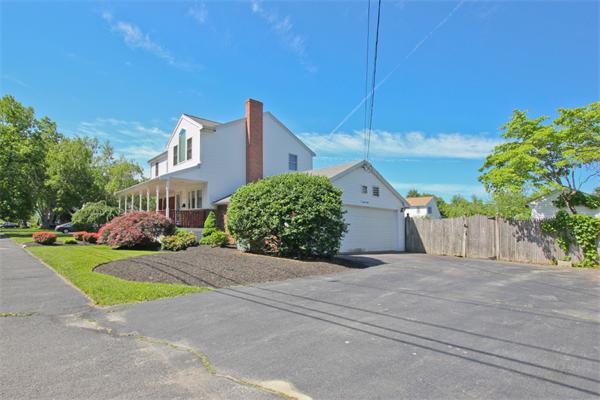7 Sachem Road Peabody, MA 01960 - Photo 3 of 27 Gallery Image 3