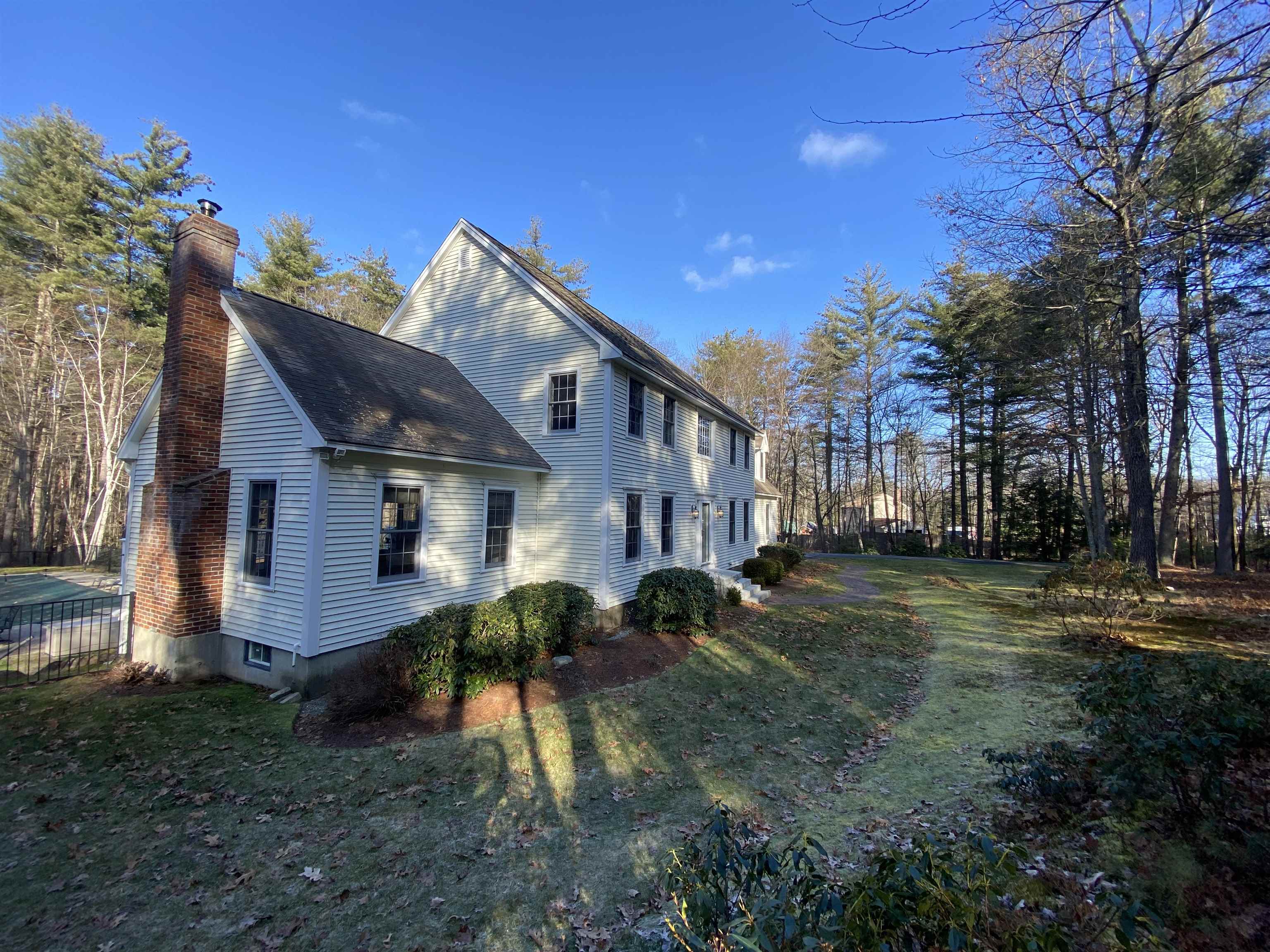 109 Mooar Hill Road Hollis, NH 03049 - Photo 6 of 51