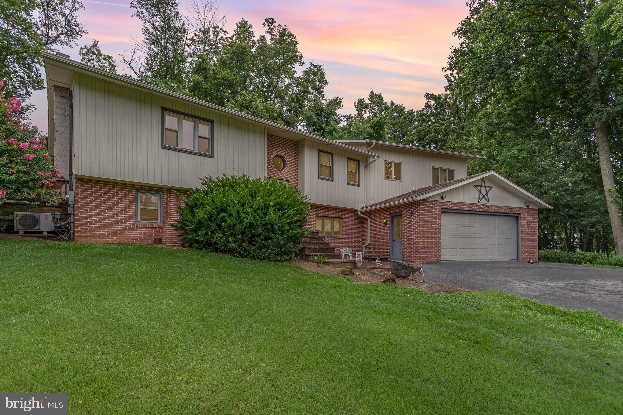 53 Cherokee Road Willow Street, PA 17584 - Photo 1 of 35 Welcome to your new home!
