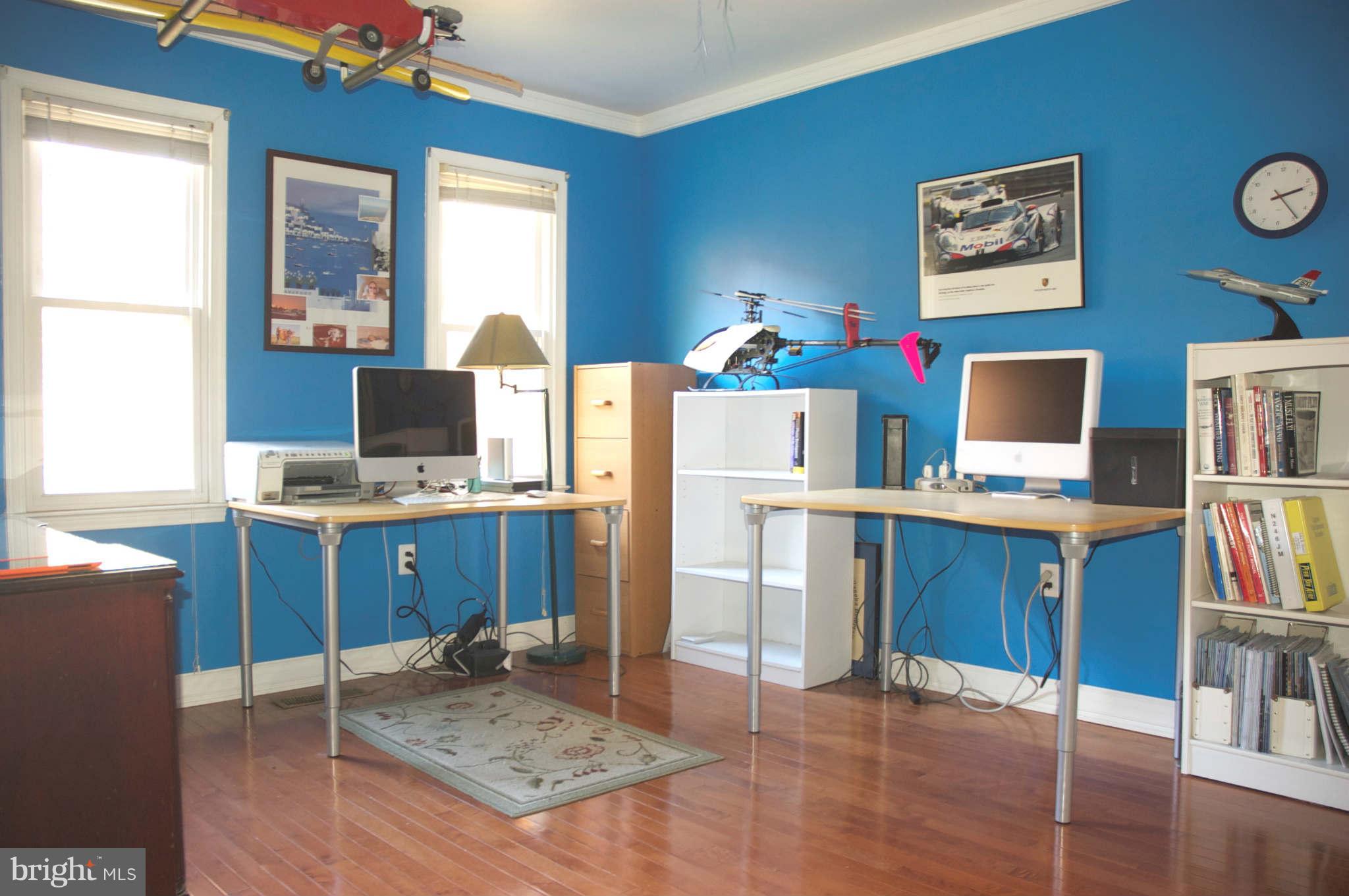 12405 Melmark Court Reston, VA 20191 - Photo 16 of 30 a workspace with furniture and window