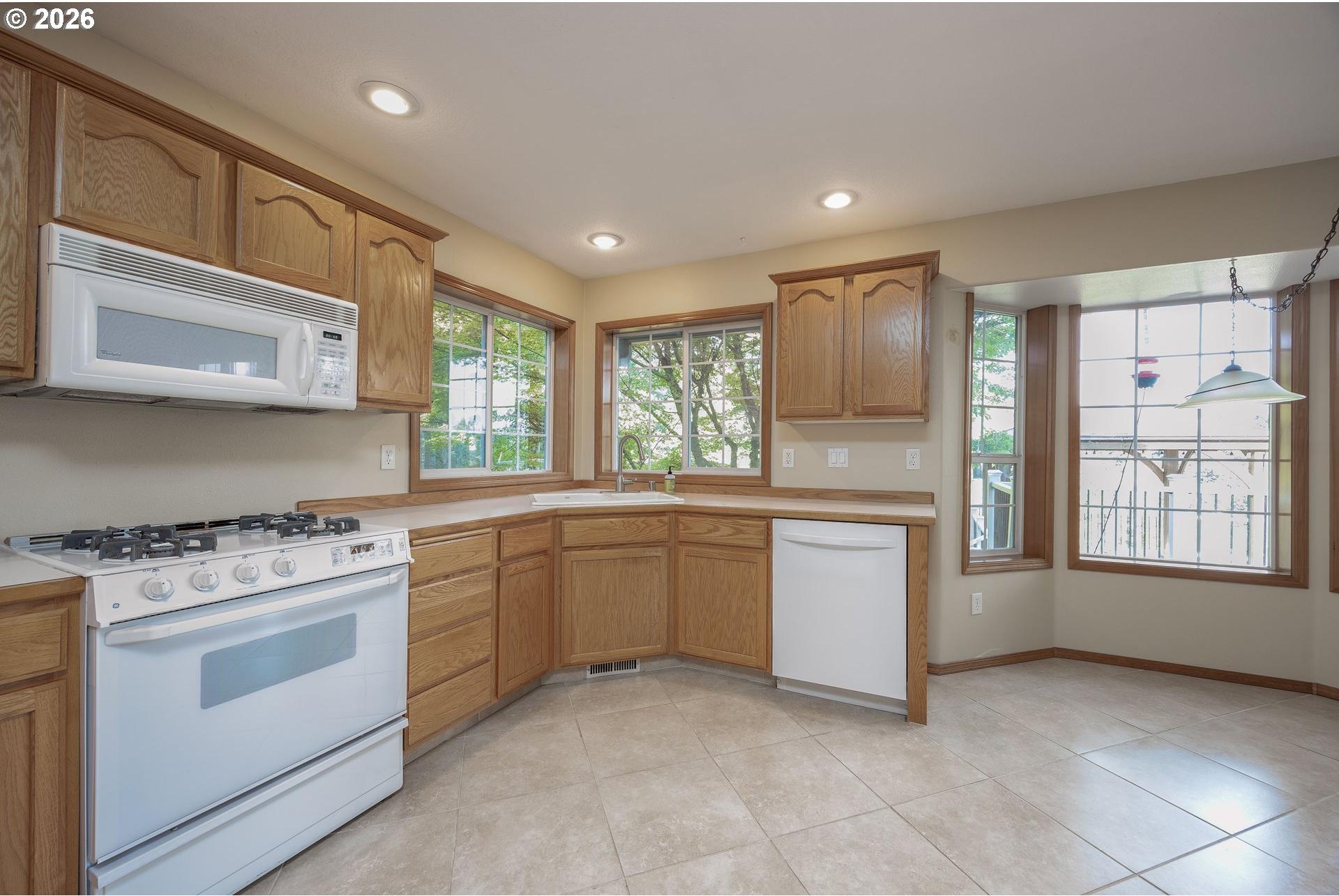 28323 Northeast 48th Way Camas, WA 98607 - Photo 15 of 42 Gallery Image 15