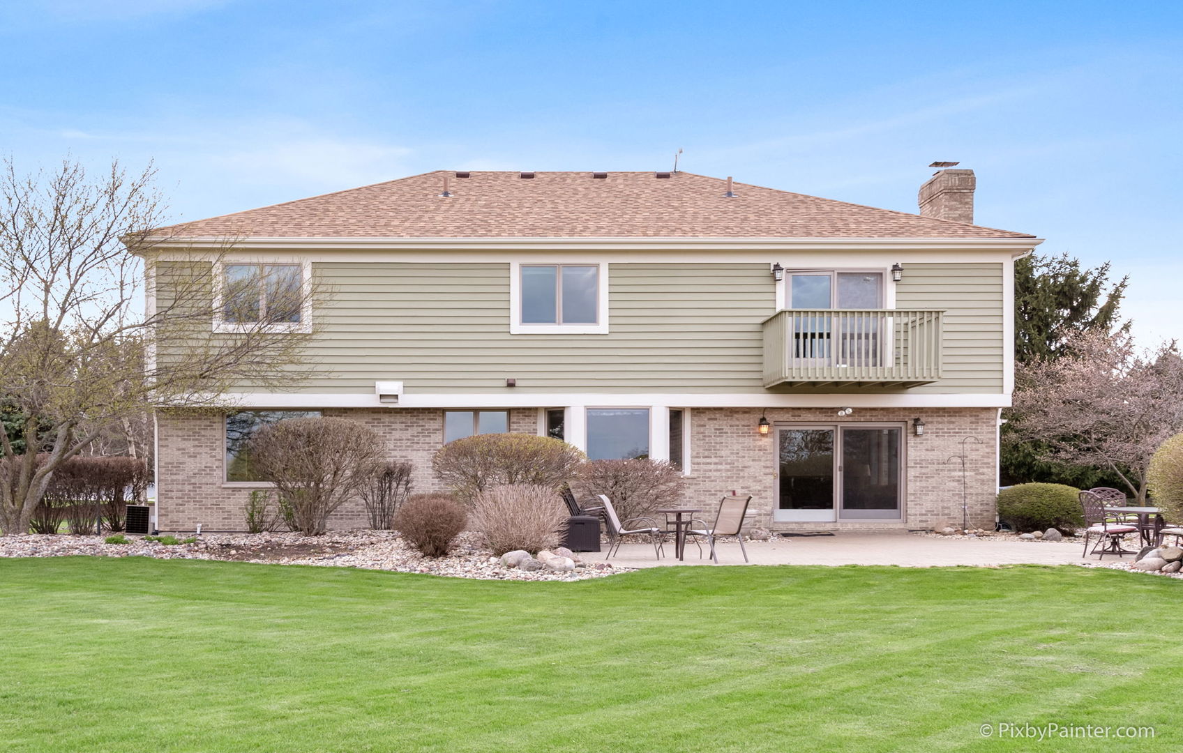 8214 Harmony Hill Road Marengo, IL 60152 - Photo 3 of 34 a front view of house with a garden