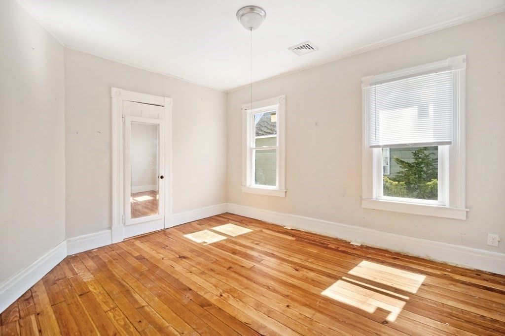 137 Marion Street Springfield, MA 01109 - Photo 21 of 22 Gallery Image 21