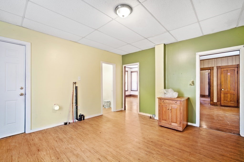 137 Marion Street Springfield, MA 01109 - Photo 9 of 22 Gallery Image 9