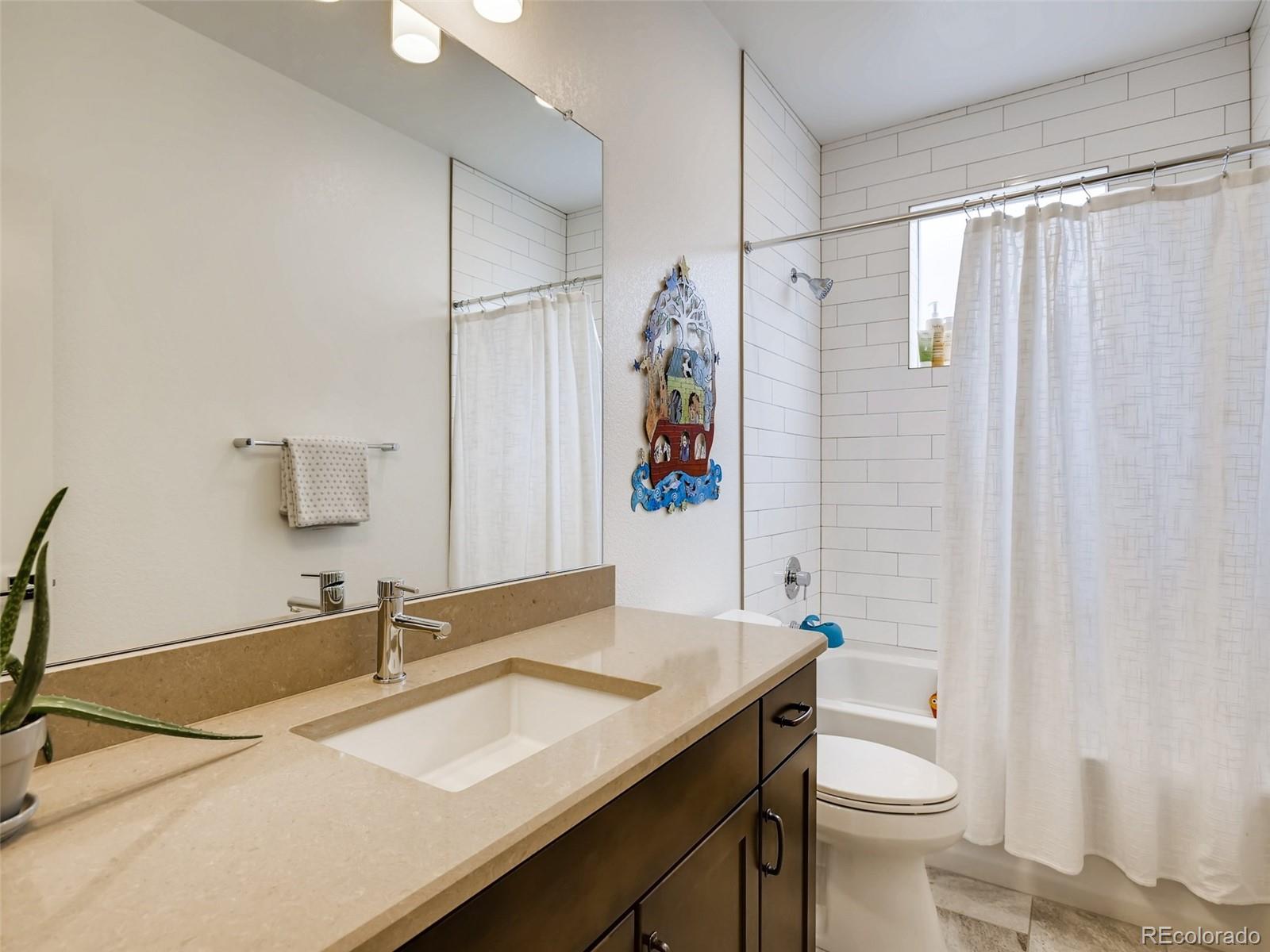 8884 Ramblestone Street Highlands Ranch, CO 80129 - Photo 19 of 29 Gallery Image 19