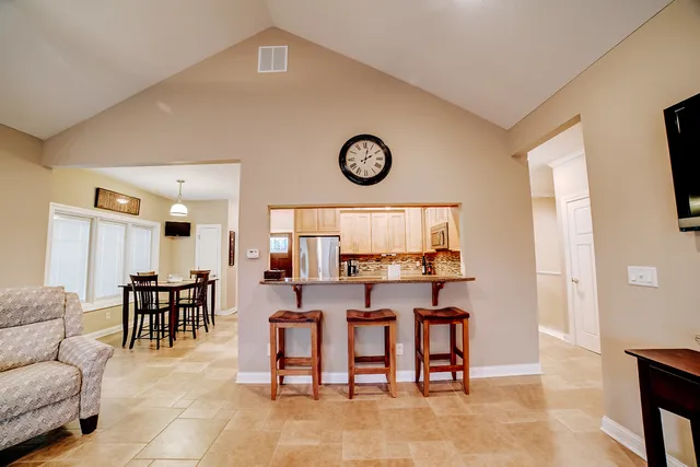 $325,000 | 558 Martin Avenue, Watseka, IL 60970