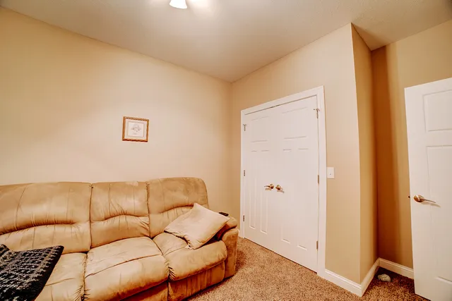 $325,000 | 558 Martin Avenue, Watseka, IL 60970