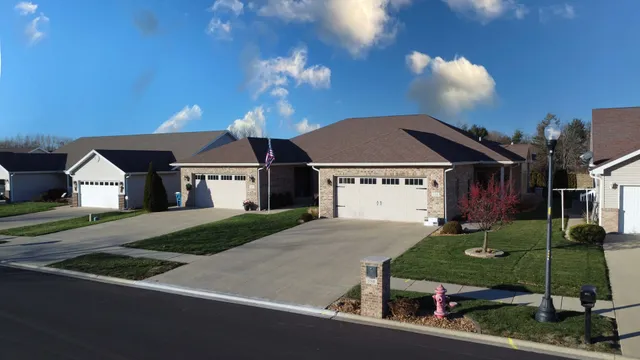 $325,000 | 558 Martin Avenue, Watseka, IL 60970