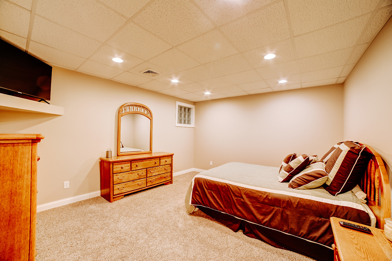 558 Martin Avenue Watseka, IL 60970 - Photo 35 of 59