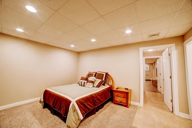 $325,000 | 558 Martin Avenue, Watseka, IL 60970