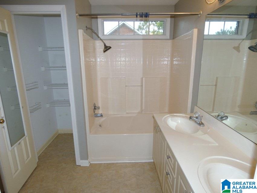 108 Hickory Point Drive Helena, AL 35080 - Photo 14 of 17