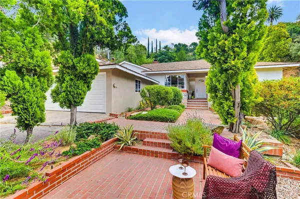 $1,088,000 | 9522 Cedarvale Road, Tujunga, CA 91042