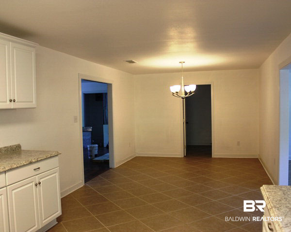 33801 Lost River Road Seminole, AL 36574 - Photo 4 of 19 Breakfast Area