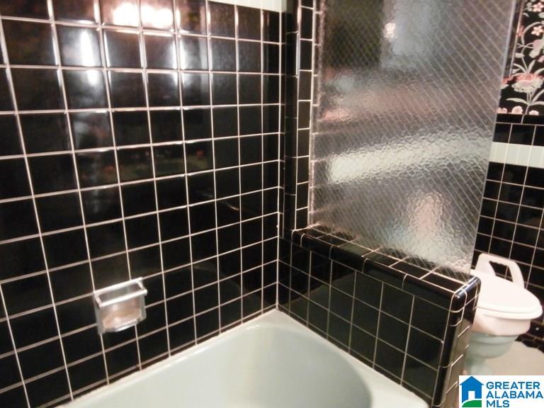 1841 Lake Ridge Road Birmingham, AL 35216 - Photo 18 of 32