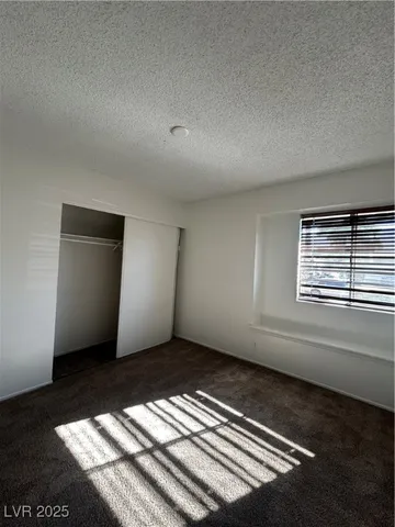 $1,975 | 6236 Silverfield Drive, Las Vegas, NV 89103