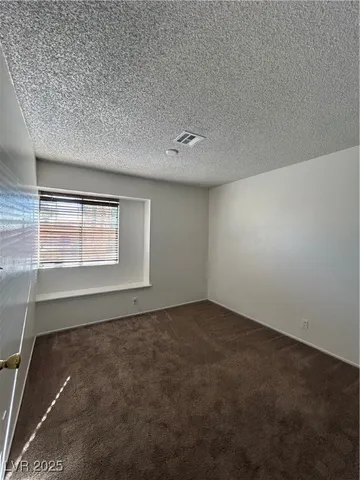 $1,975 | 6236 Silverfield Drive, Las Vegas, NV 89103