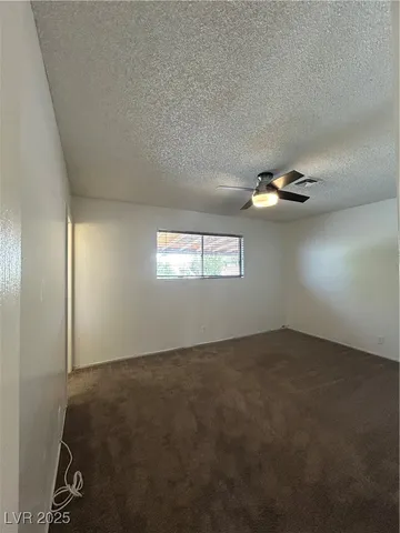 $1,975 | 6236 Silverfield Drive, Las Vegas, NV 89103