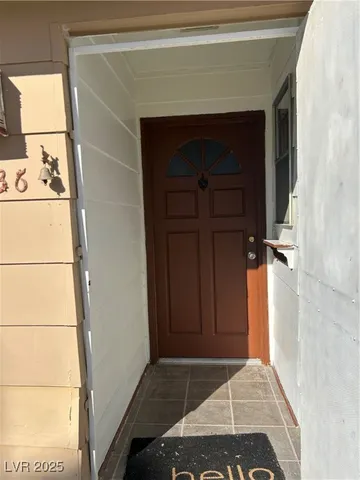 $1,975 | 6236 Silverfield Drive, Las Vegas, NV 89103