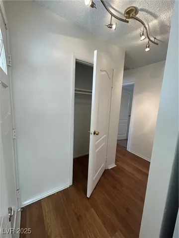 $1,975 | 6236 Silverfield Drive, Las Vegas, NV 89103