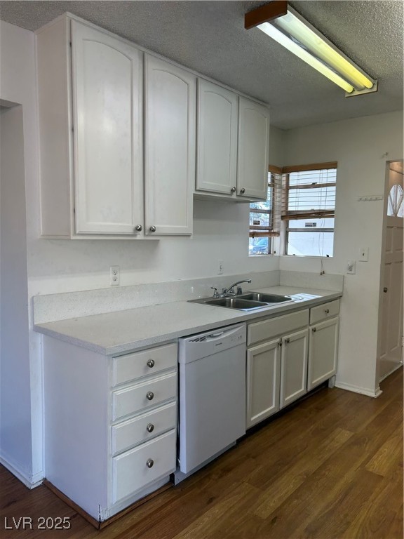 6236 Silverfield Drive Las Vegas, NV 89103 - Photo 8 of 31