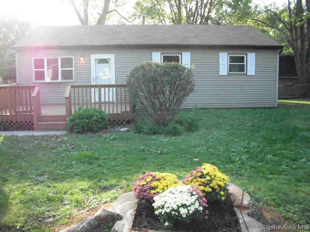 329 Water Street Rochester, IL 62563 - Photo 2 of 15