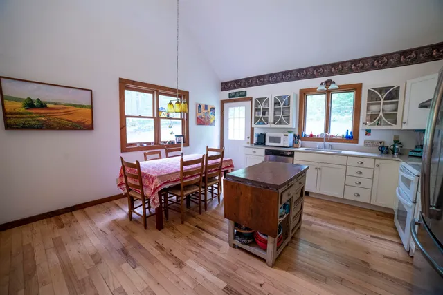 $999,000 | 151 Holland Road, Dover, VT 05341