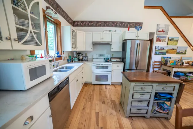 $999,000 | 151 Holland Road, Dover, VT 05341