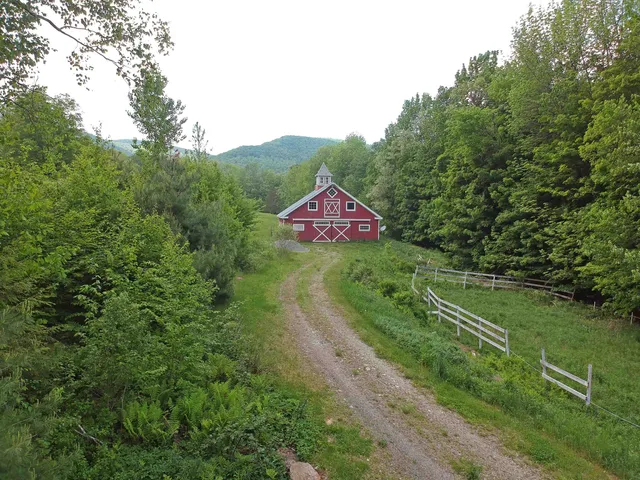 $999,000 | 151 Holland Road, Dover, VT 05341