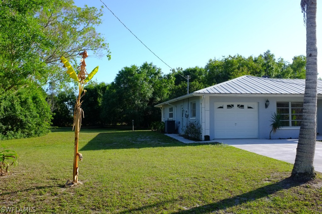 4513 Courtney Road St. James City, FL 33956 - Photo 18 of 20 Gallery Image 18