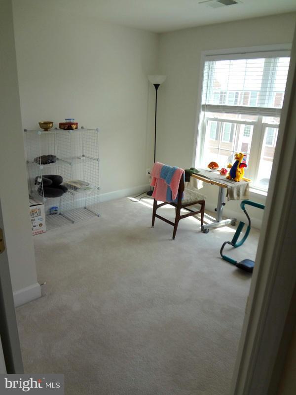 9278 Laurel Ridge Crossing Road Lorton, VA 22079 - Photo 17 of 30 Bedroom