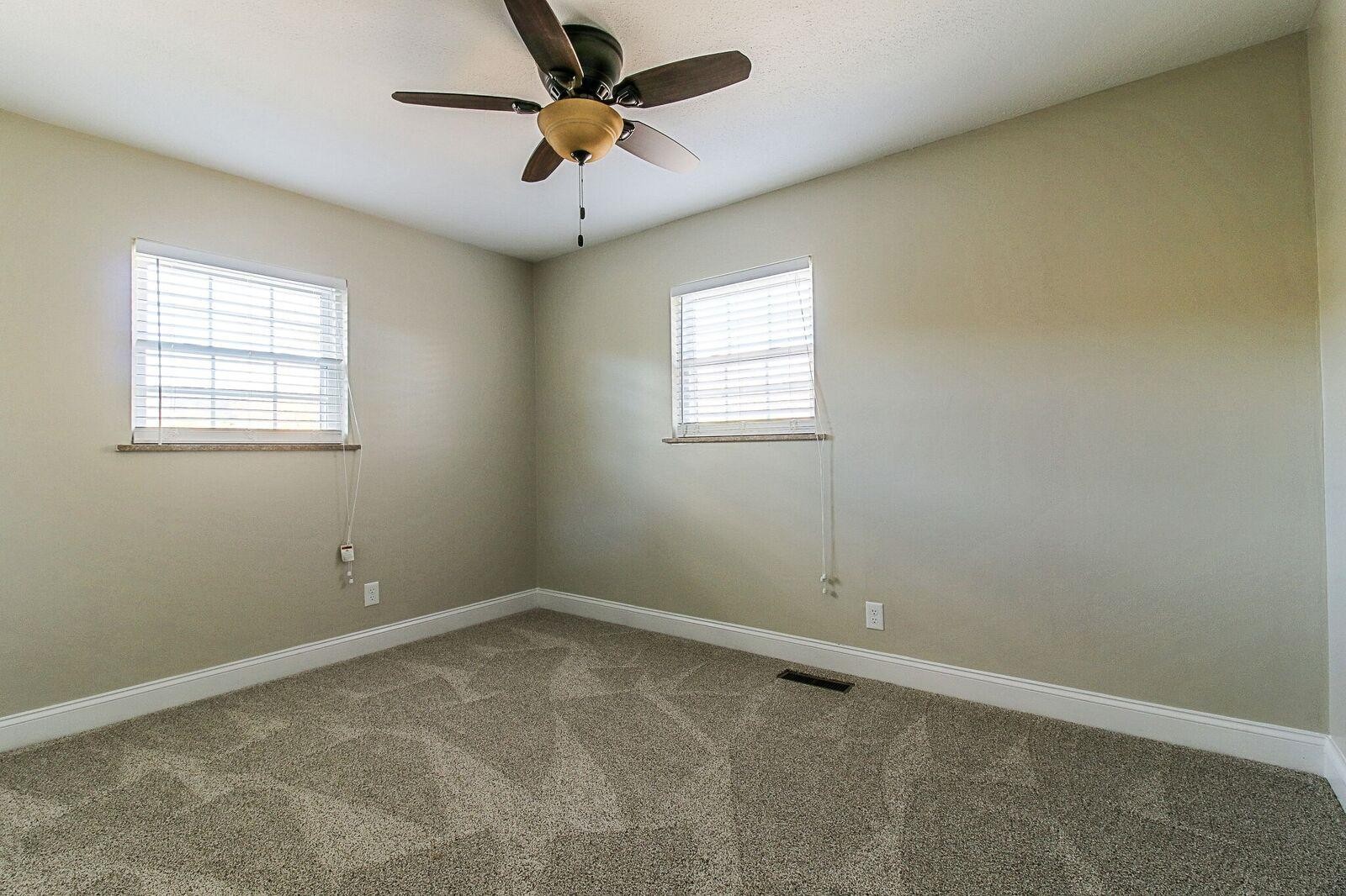 2823 Roberts Road Mascot, TN 37806 - Photo 23 of 35 Gallery Image 23