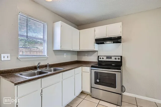$1,295 | 1102 Jefferson Street, Unit A, McKinney, TX 75069