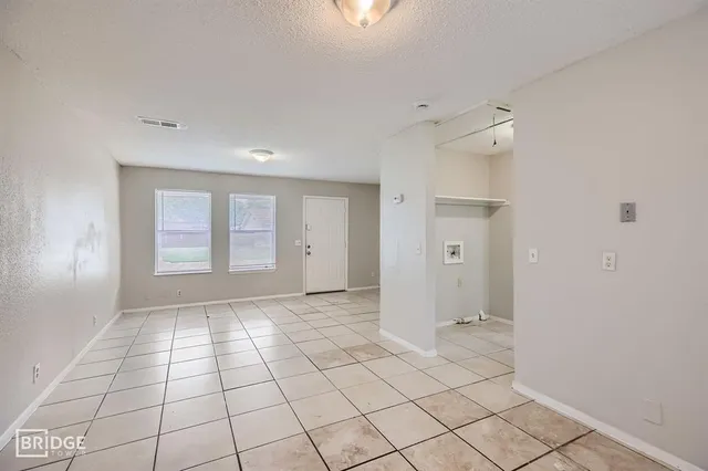 $1,295 | 1102 Jefferson Street, Unit A, McKinney, TX 75069