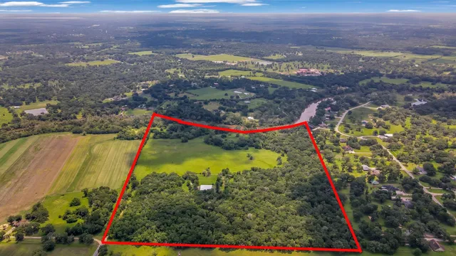a view of backyard with green space