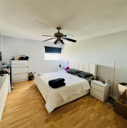 $1,800 | 600 Northeast 25th Street, Unit PHE 74, Miami, FL 33137